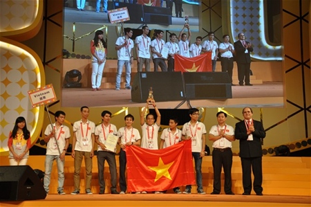 ຫວຽດນາມ ຢືນອັນດັບ 2 ໃນການເສັງ Robocon ອາຊີ - ປາຊີຟິກ